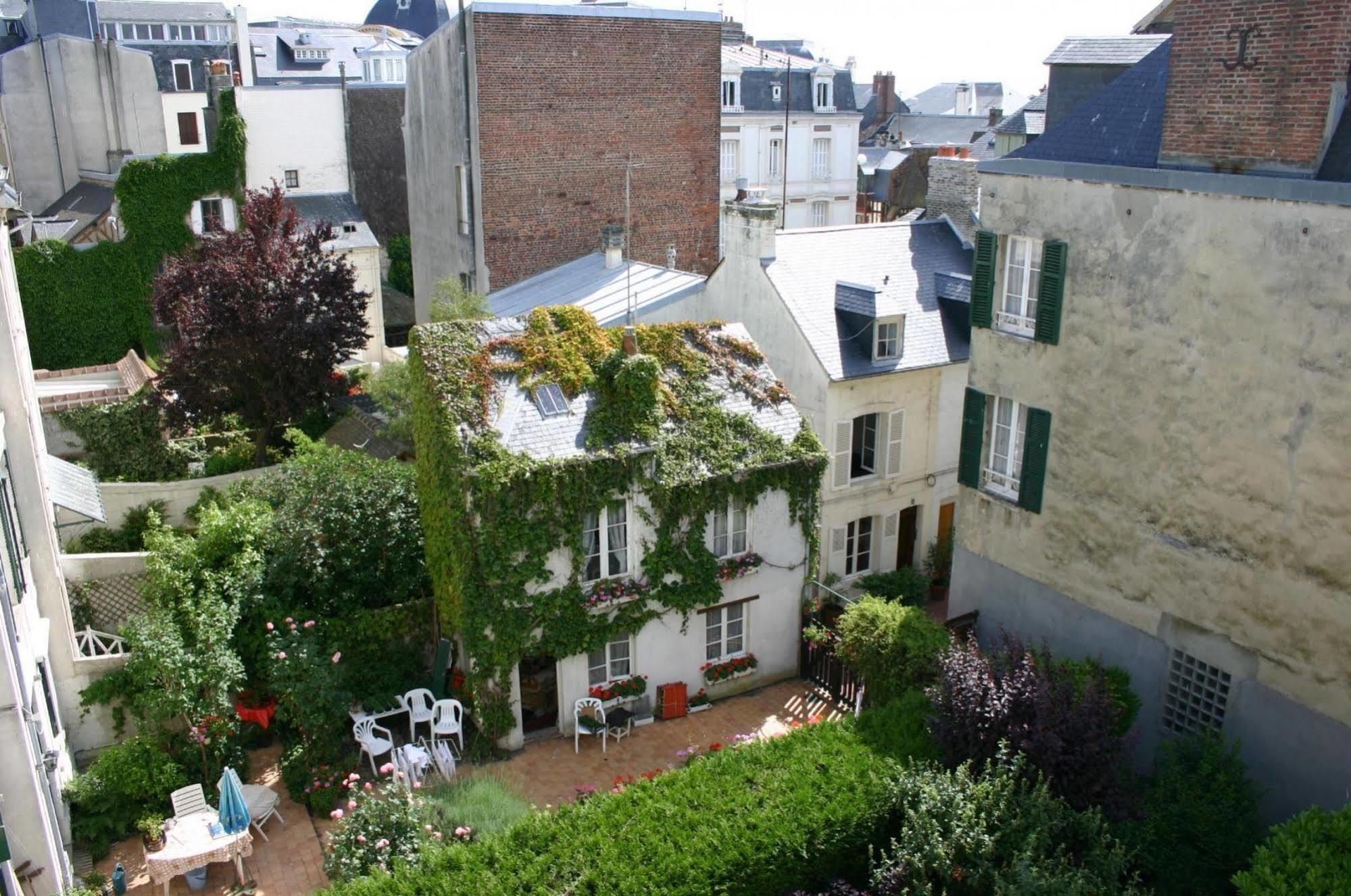 Hotel Le Reynita Trouville-sur-Mer Exteriér fotografie